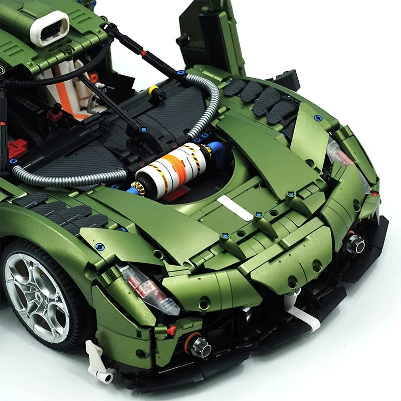 GULY-10628 1:8 Sports Car Koenigsegg Chrome Version Building Block Set 3838pcs Adult Collector Collectible Model Kit