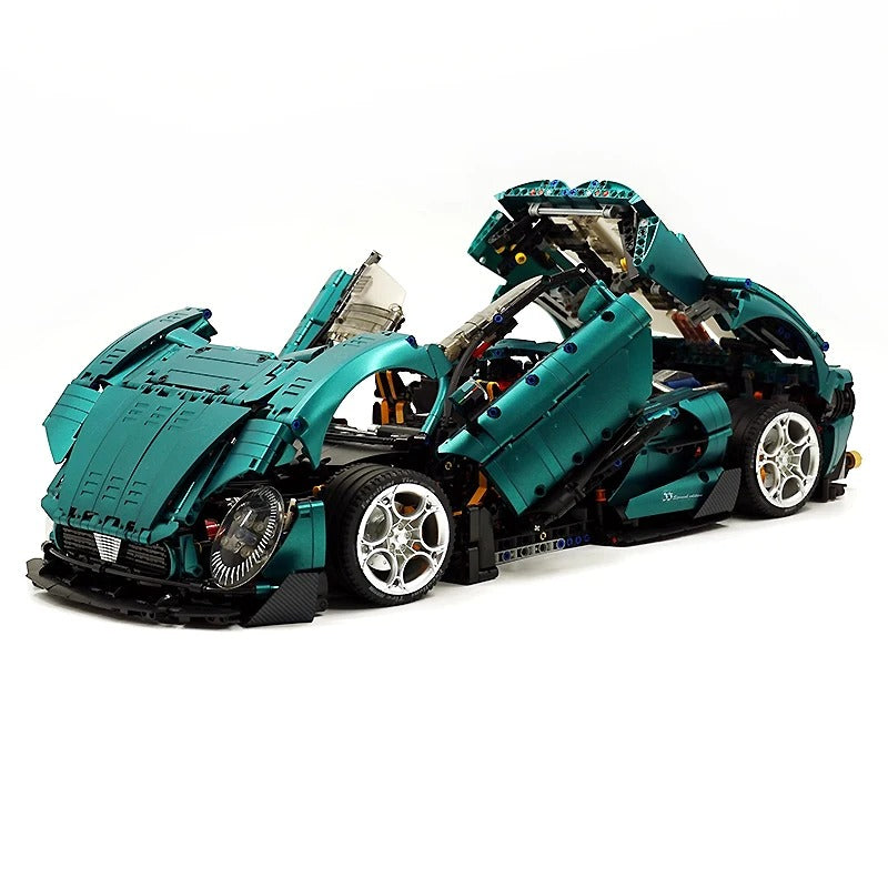 GULY-10621 1:8 Sports Car Alfa Romeo Chrome Version Building Block Set 4208pcs Adult Collector Collectible Model Kit