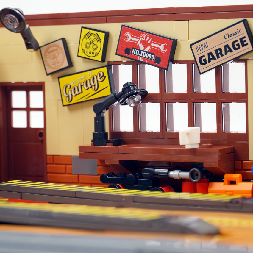 Vintage parking lot and repair shop 750pcs
