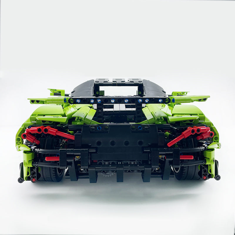 MOC-190653 1:8 Sports Car McLaren 600LT Building Block Set 2688pcs Collectible Model Kit with Custom Wheels
