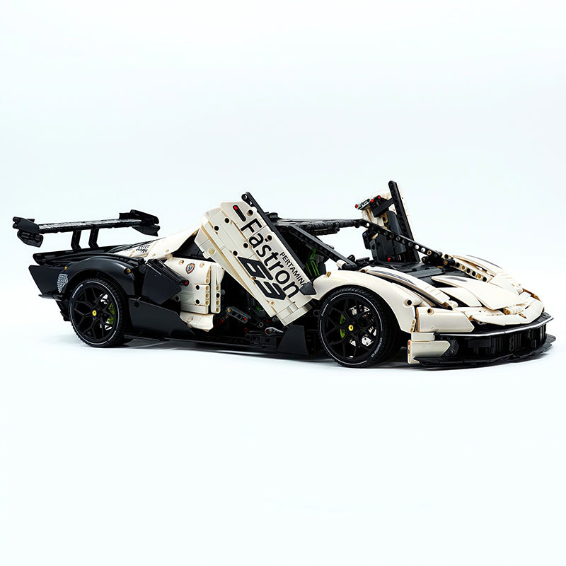 TGL-SCV12 1:8 Sports Car Lamborghini Custom White Building Block Set 4100pcs Adult Collector Collectible Model Kit