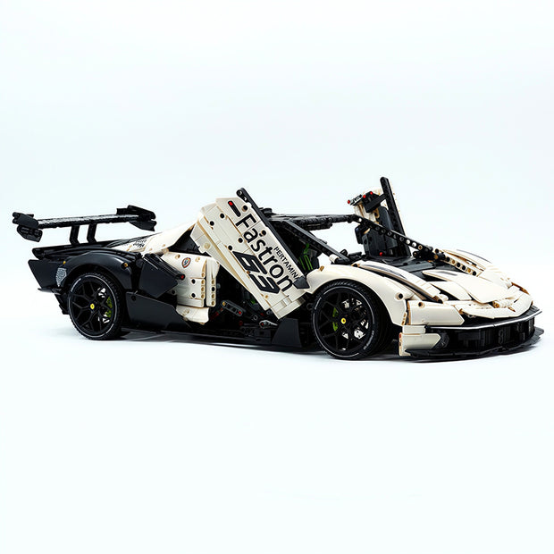 TGL-SCV12 1:8 Sports Car Lamborghini Custom White Building Block Set 4100pcs Adult Collector Collectible Model Kit