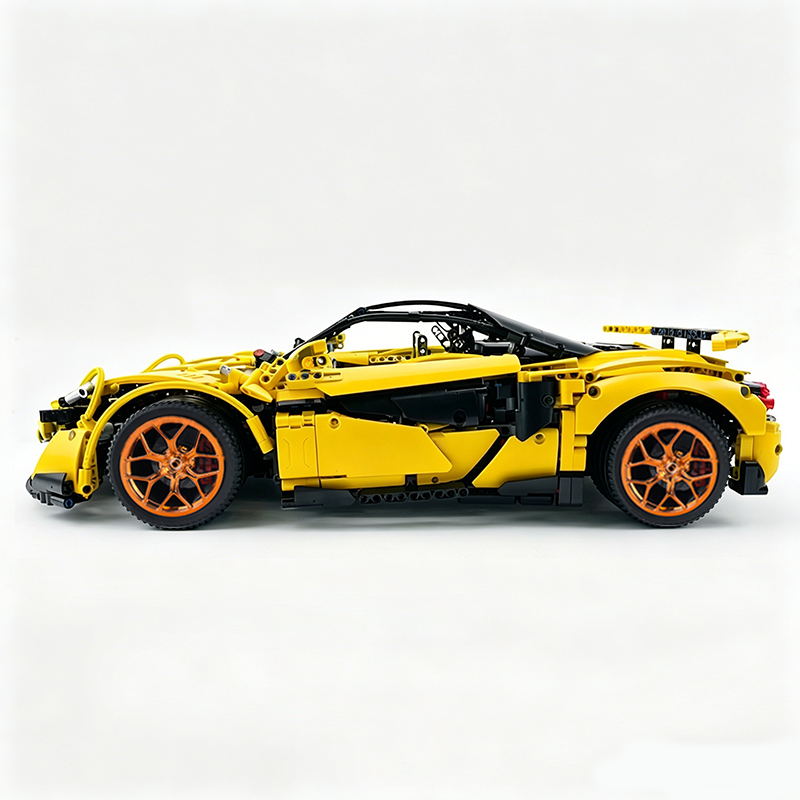 MOC-190653 1:8 Sports Car McLaren 600LT Building Block Set 2688pcs Collectible Model Kit with Custom Wheels