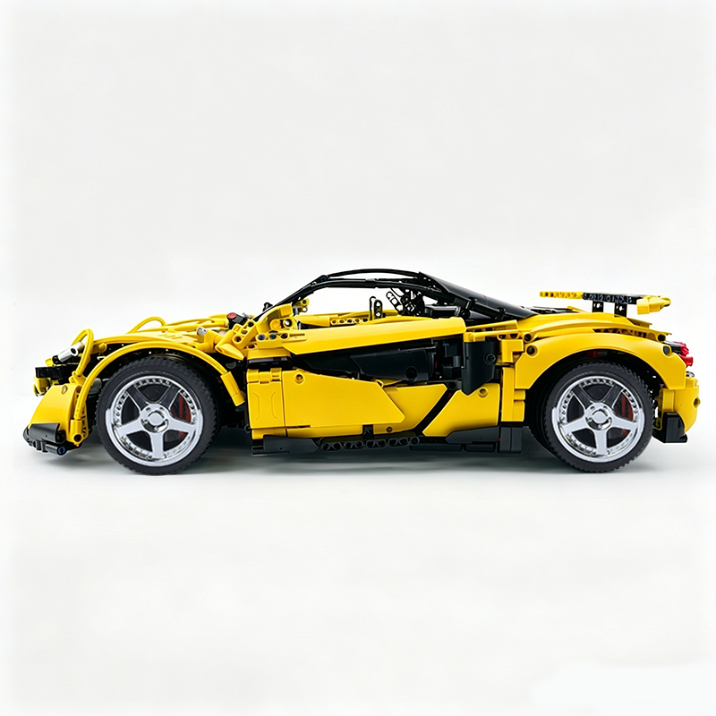 MOC-190653 1:8 Sports Car McLaren 600LT Building Block Set 2688pcs Collectible Model Kit with Custom Wheels