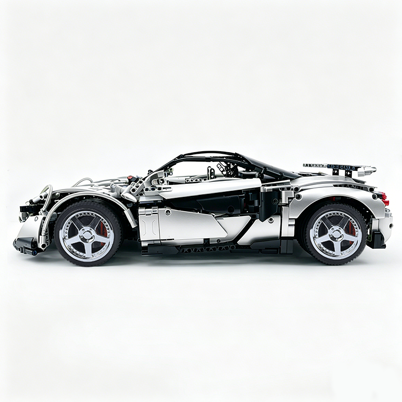 MOC-190653 1:8 Sports Car McLaren 600LT Building Block Set 2688pcs Collectible Model Kit with Custom Wheels