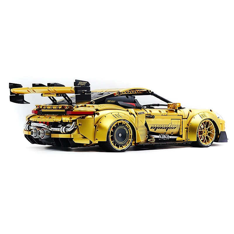 GULY 10640 Technic Supercar Building Blocks Set, 1:8 Scale Golden Edition Race Car Model, 3824 Pcs DIY Assembly MOC Collectible Vehicle Kit for Adult Hobbyists