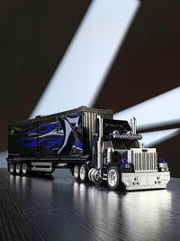 Retro American Semi Truck: Heavy-Duty Cab Building Set 1531pcs