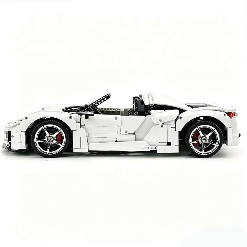 MOC-159171 1:8 Sports Car Porsche 918 Building Block Set 2266pcs Collectible Model Kit with Custom Wheels