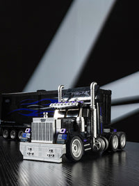 Retro American Semi Truck: Heavy-Duty Cab Building Set 1531pcs