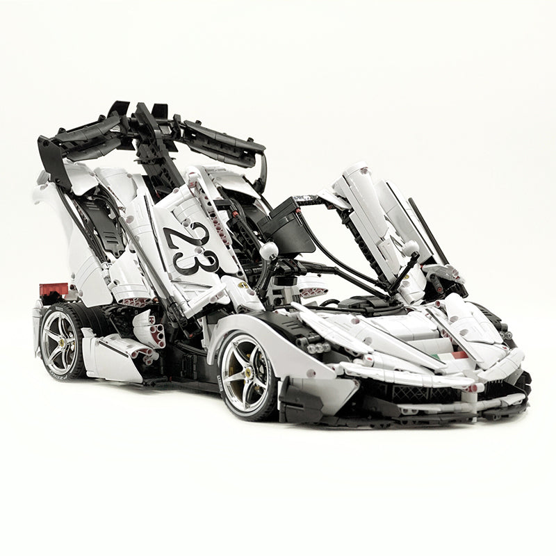 CADA-C61505 1:8 Sports Car LaFerrari Custom Sliver Building Block Set 4739pcs Adult Collector Collectible Model Kit
