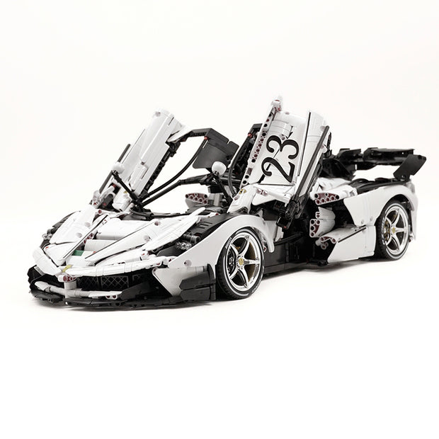 CADA-C61505 1:8 Sports Car LaFerrari Custom Sliver Building Block Set 4739pcs Adult Collector Collectible Model Kit