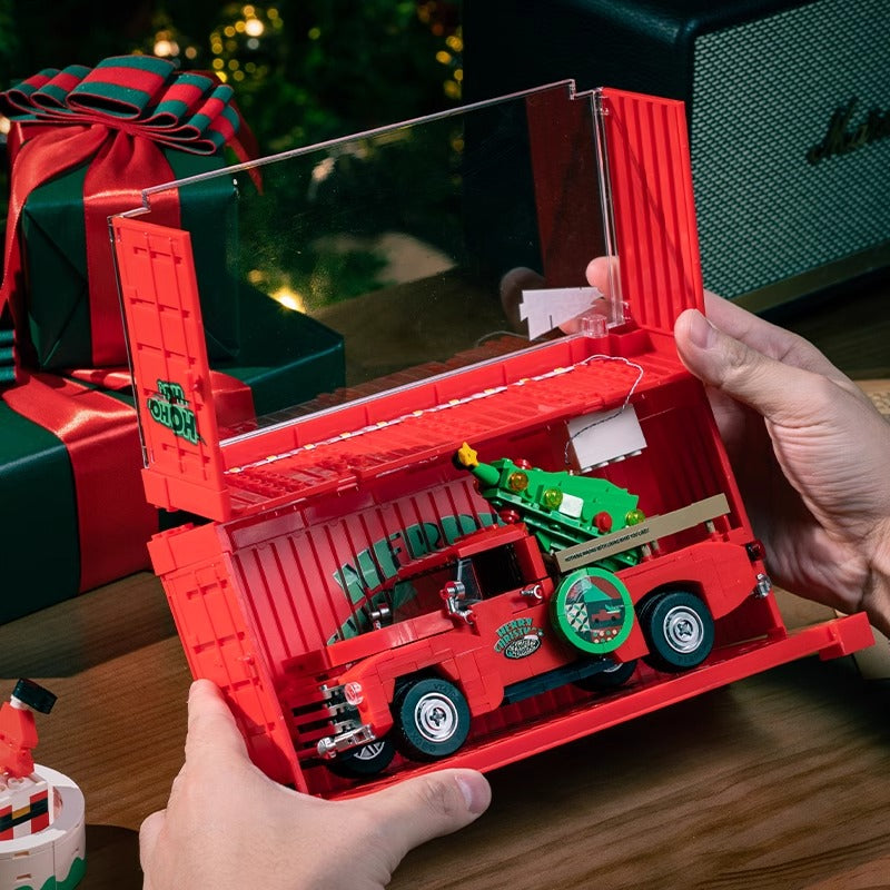 PB8849 Christmas Red Pickup Truck Building Blocks Set, 500 PCS MOC Vintage Truck Model with Christmas Tree & Display Container, Static Collectible Building Bricks, Christmas Holiday Gift for Adults & Teens