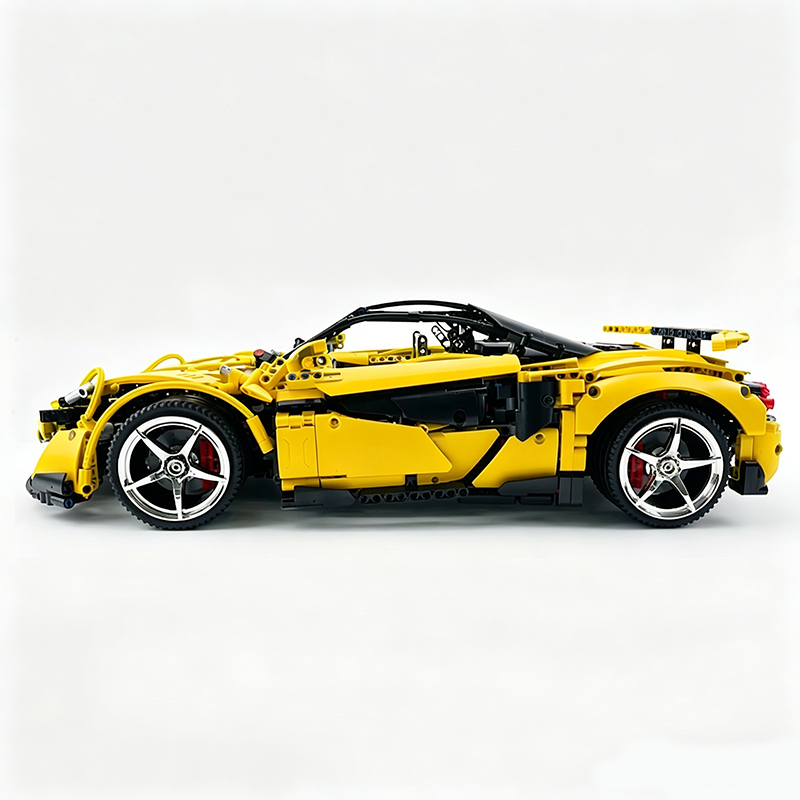 MOC-190653 1:8 Sports Car McLaren 600LT Building Block Set 2688pcs Collectible Model Kit with Custom Wheels