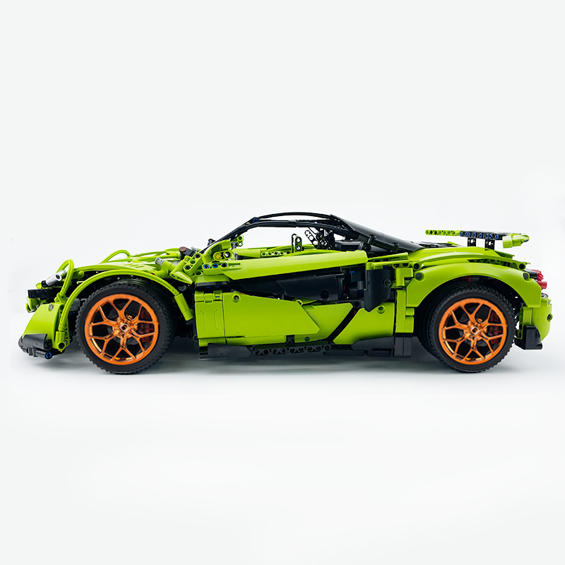 MOC-190653 1:8 Sports Car McLaren 600LT Building Block Set 2688pcs Collectible Model Kit with Custom Wheels