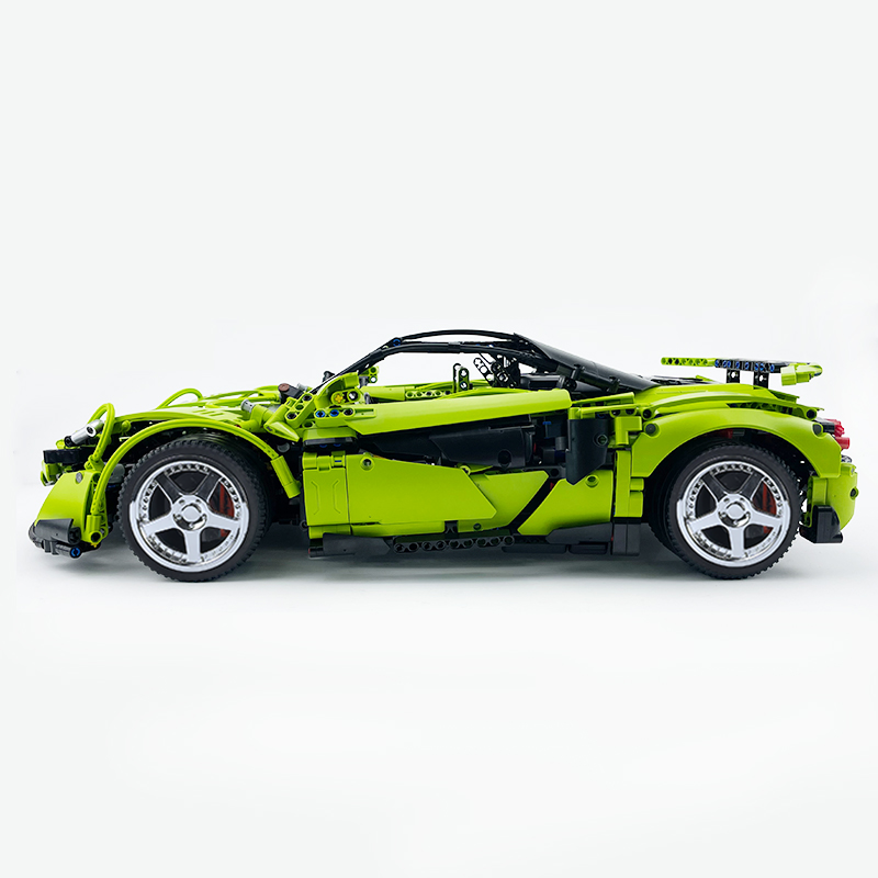 MOC-190653 1:8 Sports Car McLaren 600LT Building Block Set 2688pcs Collectible Model Kit with Custom Wheels
