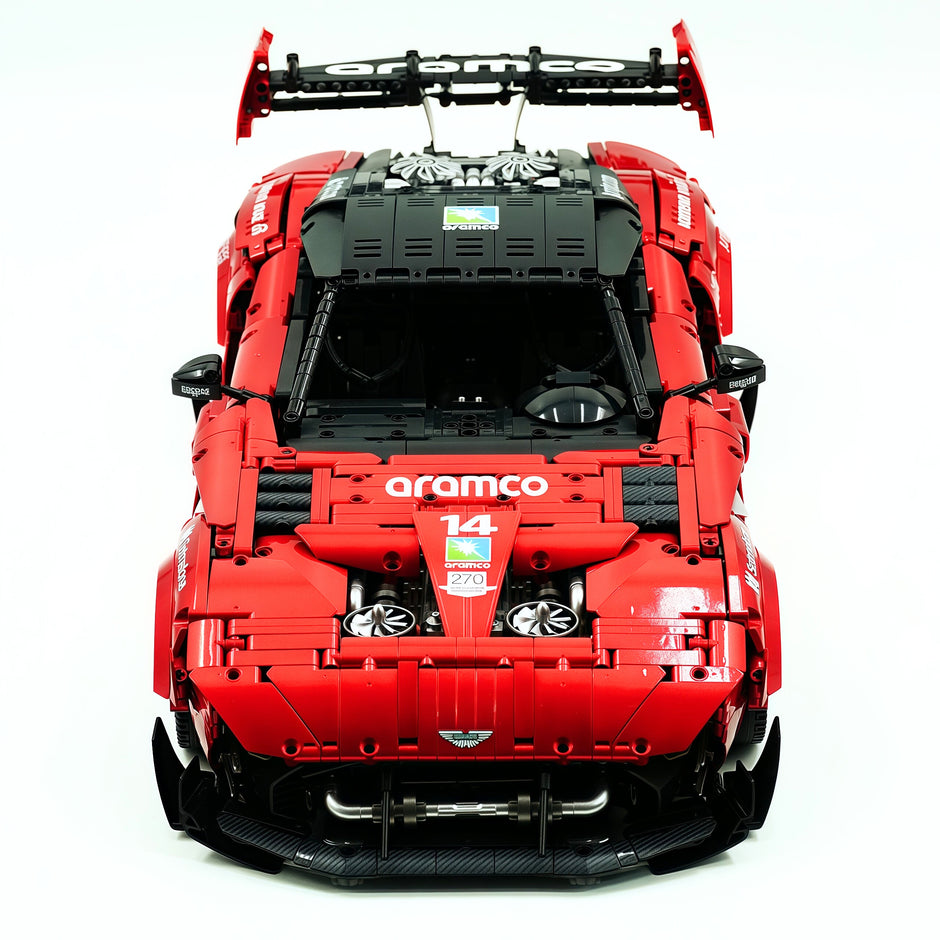 GULY-10647 1:8 Sports Car Aston Martin Vulcan Chrome Version Custom Red Building Block Set 3794pcs Adult Collector Collectible Model Kit