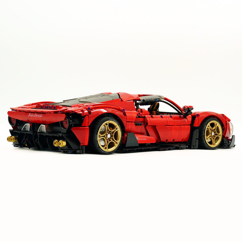 GULY-10621 1:8 Sports Car Alfa Romeo Chrome Version Custom Red Building Block Set 4208pcs Adult Collector Collectible Model Kit