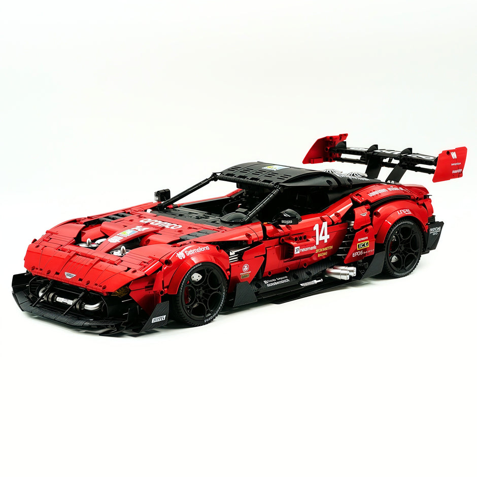 GULY-10647 1:8 Sports Car Aston Martin Vulcan Chrome Version Custom Red Building Block Set 3794pcs Adult Collector Collectible Model Kit