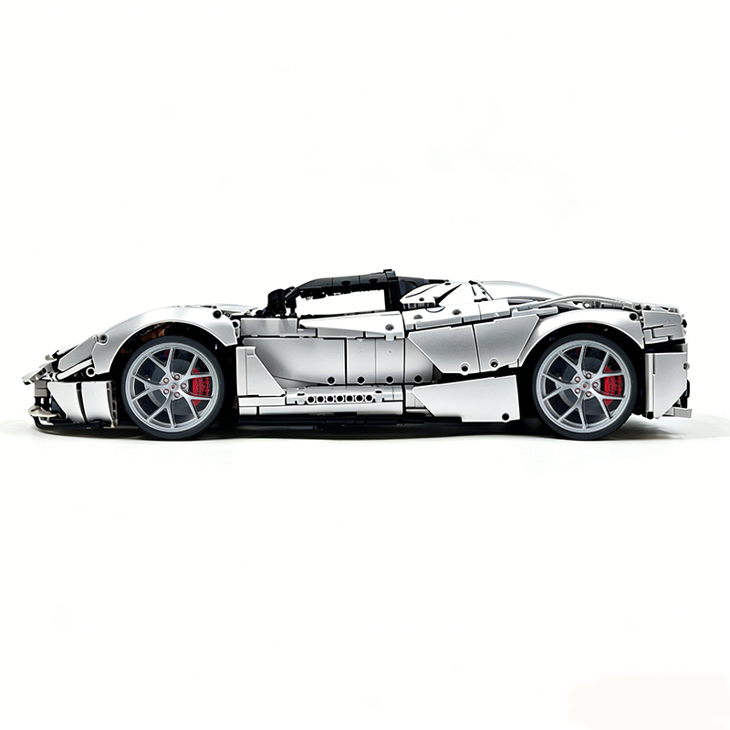 MOC-194680 1:8 Sports Car Ferrari LaFerrari Building Block Set 3636pcs Collectible Model Kit with Custom Wheels