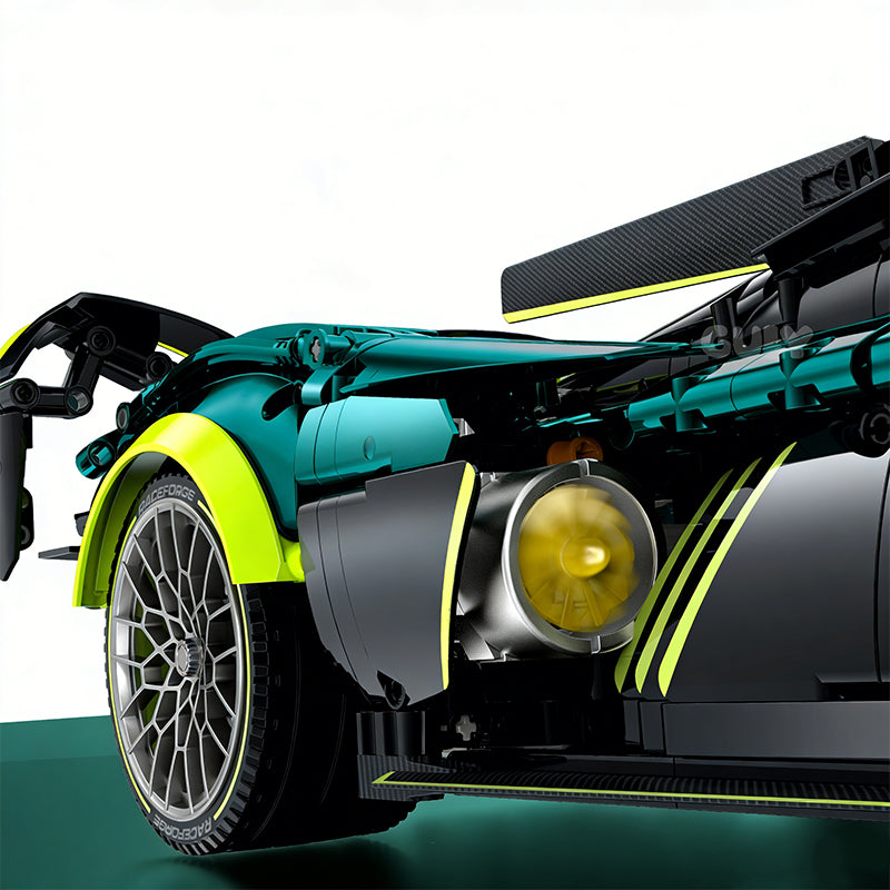 GULY-10658 1:8 Sports Car Aston Martin Valkyrie Building Block Set 3328pcs Adult Collector Collectible Model Kit