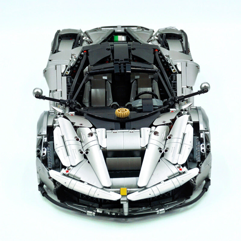 CADA-C61505 1:8 Sports Car LaFerrari Custom Silver Building Block Set 4739pcs Adult Collector Collectible Model Kit