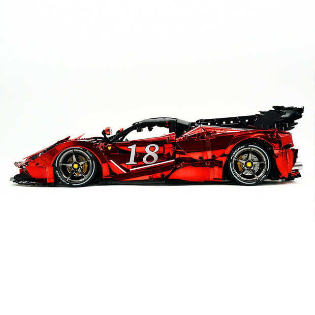 CADA-C61505 1:8 Sports Car LaFerrari Custom Electroplating Red Building Block Set 4739pcs Adult Collector Collectible Model Kit