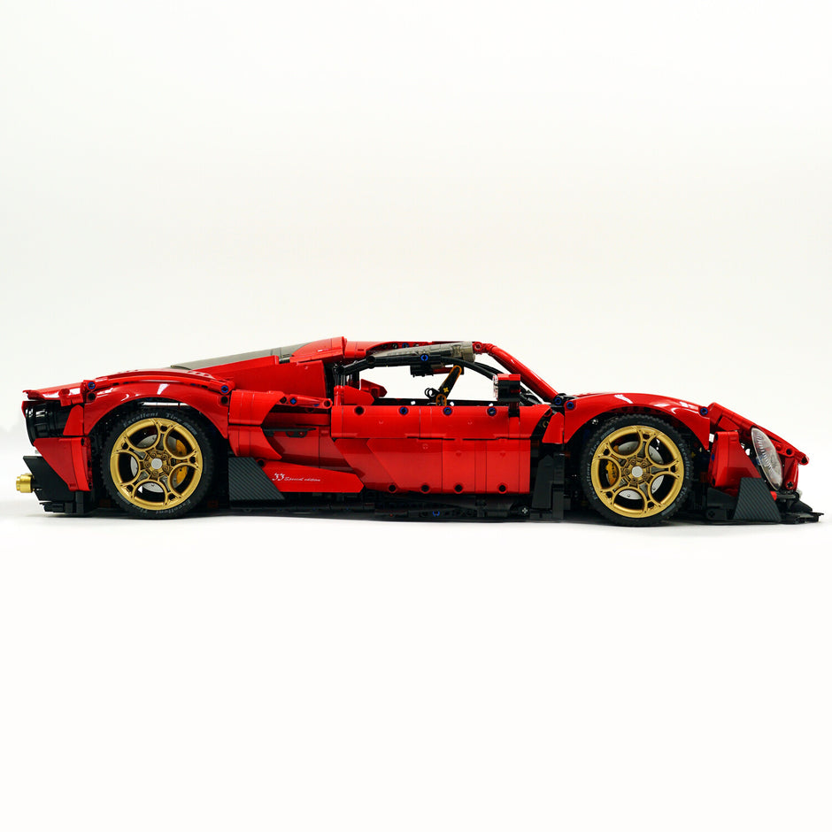 GULY-10621 1:8 Sports Car Alfa Romeo Chrome Version Custom Red Building Block Set 4208pcs Adult Collector Collectible Model Kit