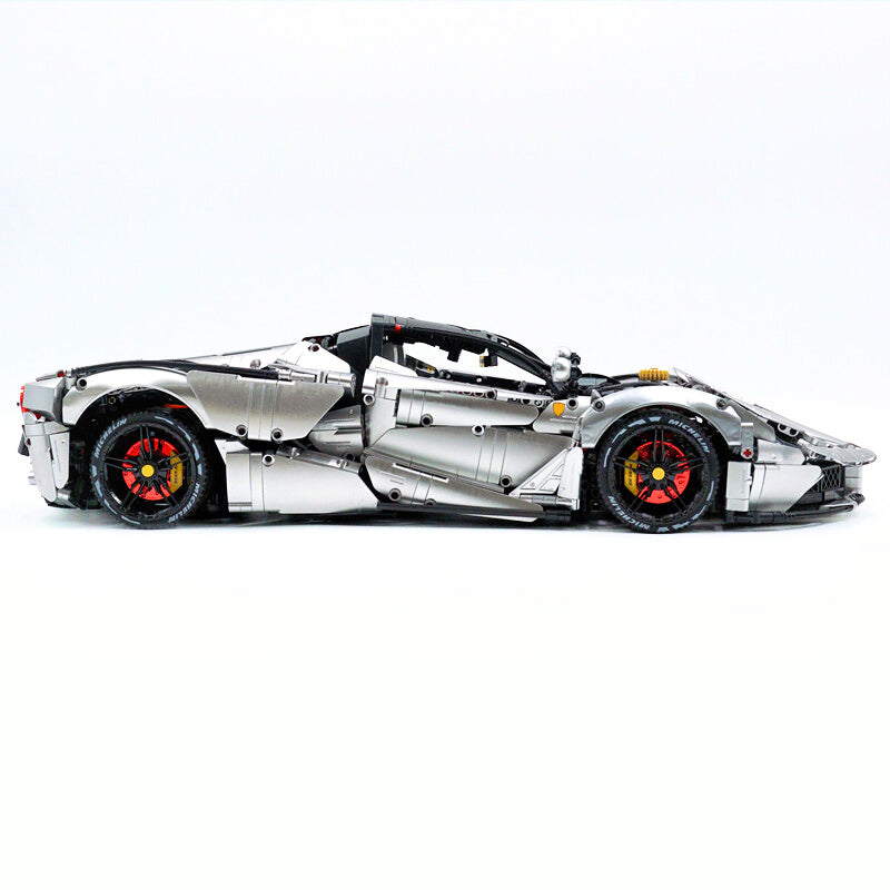 CADA-C61505 1:8 Sports Car LaFerrari Custom Silver Building Block Set 4739pcs Adult Collector Collectible Model Kit
