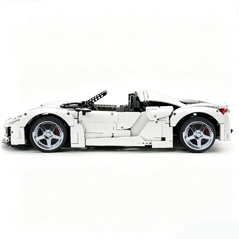 MOC-159171 1:8 Sports Car Porsche 918 Building Block Set 2266pcs Collectible Model Kit with Custom Wheels