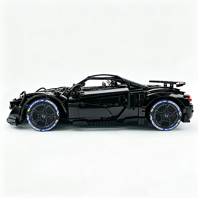 MOC-190653 1:8 Sports Car McLaren 600LT Building Block Set 2688pcs Collectible Model Kit with Custom Wheels