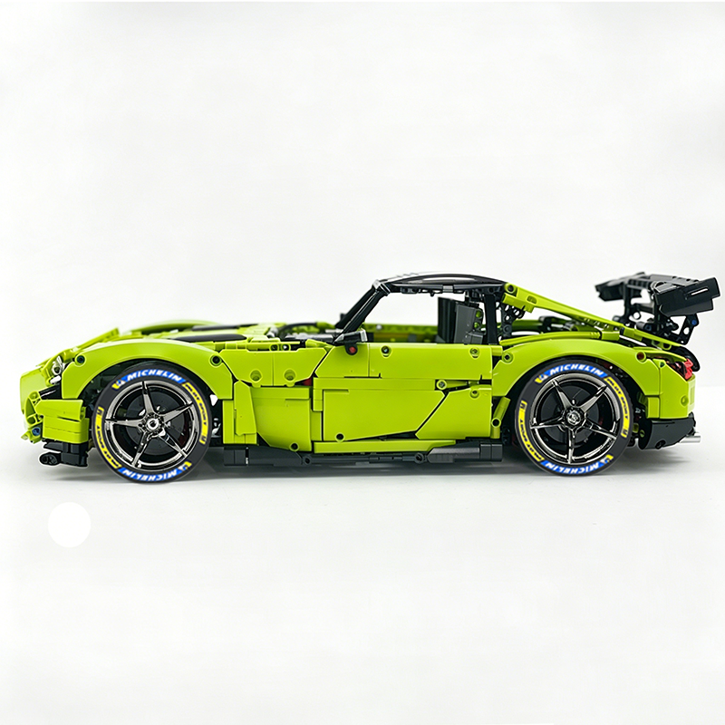 MOC-73939 1:8 Sports Car AMG GT R Black Series Building Block Set 2456 pcs Collectible Model Kit with Custom Wheels