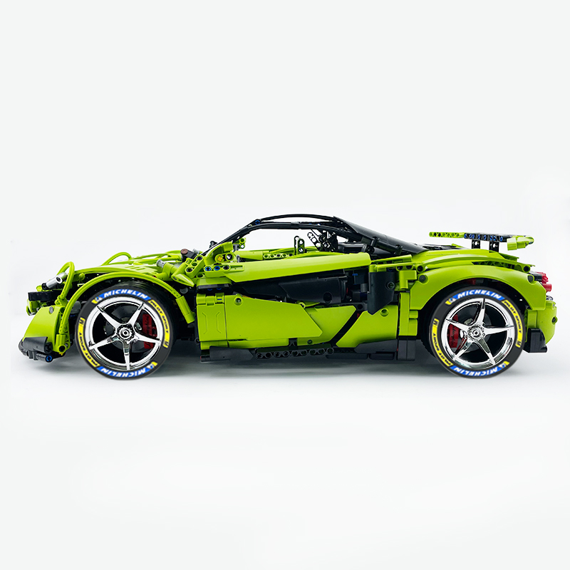 MOC-190653 1:8 Sports Car McLaren 600LT Building Block Set 2688pcs Collectible Model Kit with Custom Wheels