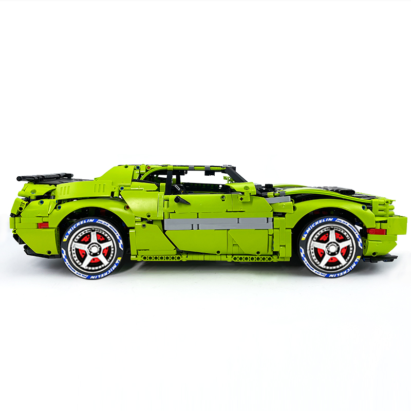 MOC-152910 1:8 Sports Car Dodge Challenger Concept Building Block Set 3121pcs Collectible Model Kit with Custom Wheels