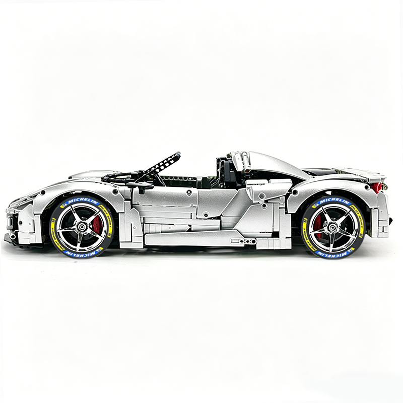 MOC-159171 1:8 Sports Car Porsche 918 Building Block Set 2266pcs Collectible Model Kit with Custom Wheels