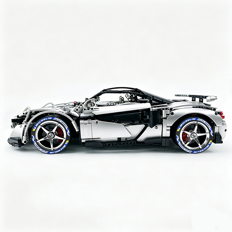 MOC-190653 1:8 Sports Car McLaren 600LT Building Block Set 2688pcs Collectible Model Kit with Custom Wheels