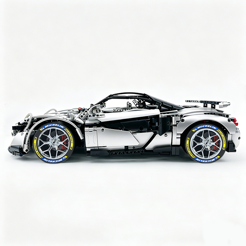 MOC-190653 1:8 Sports Car McLaren 600LT Building Block Set 2688pcs Collectible Model Kit with Custom Wheels