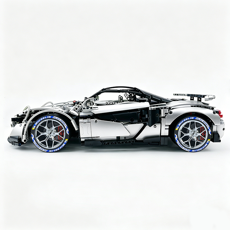 MOC-190653 1:8 Sports Car McLaren 600LT Building Block Set 2688pcs Collectible Model Kit with Custom Wheels