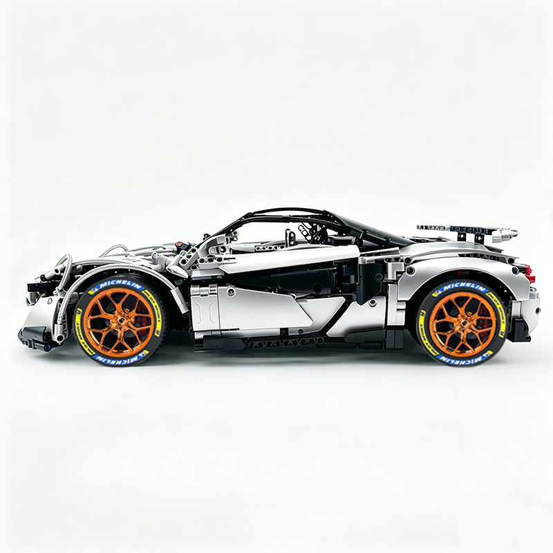 MOC-190653 1:8 Sports Car McLaren 600LT Building Block Set 2688pcs Collectible Model Kit with Custom Wheels