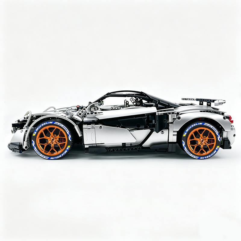 MOC-190653 1:8 Sports Car McLaren 600LT Building Block Set 2688pcs Collectible Model Kit with Custom Wheels