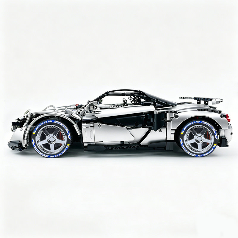 MOC-190653 1:8 Sports Car McLaren 600LT Building Block Set 2688pcs Collectible Model Kit with Custom Wheels