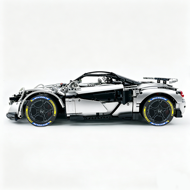 MOC-190653 1:8 Sports Car McLaren 600LT Building Block Set 2688pcs Collectible Model Kit with Custom Wheels