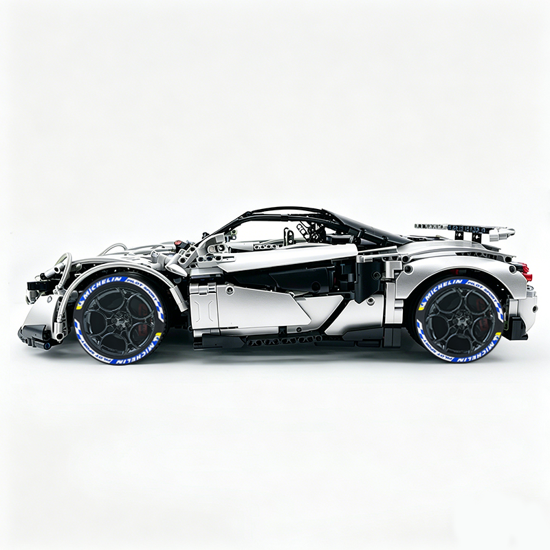 MOC-190653 1:8 Sports Car McLaren 600LT Building Block Set 2688pcs Collectible Model Kit with Custom Wheels