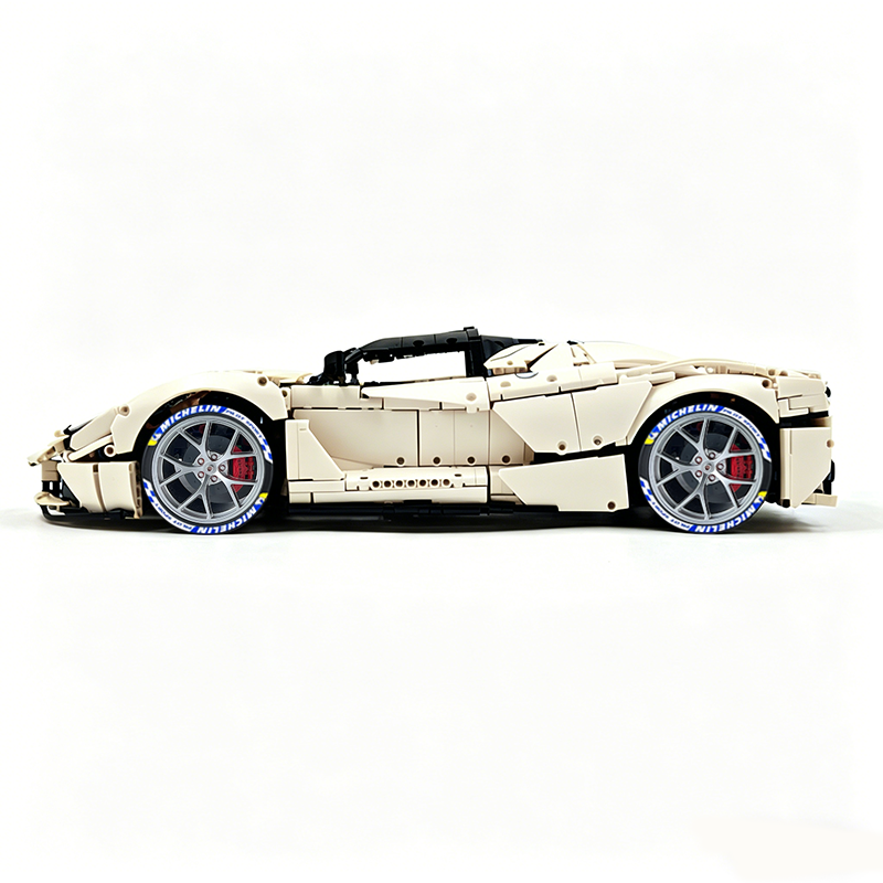 MOC-194680 1:8 Sports Car Ferrari LaFerrari Building Block Set 3636pcs Collectible Model Kit with Custom Wheels
