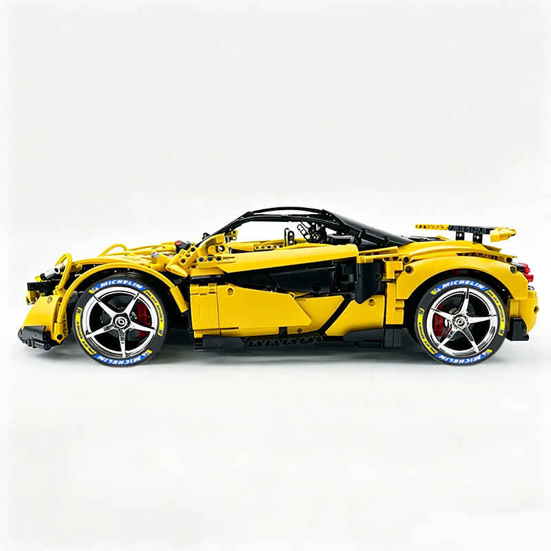 MOC-190653 1:8 Sports Car McLaren 600LT Building Block Set 2688pcs Collectible Model Kit with Custom Wheels