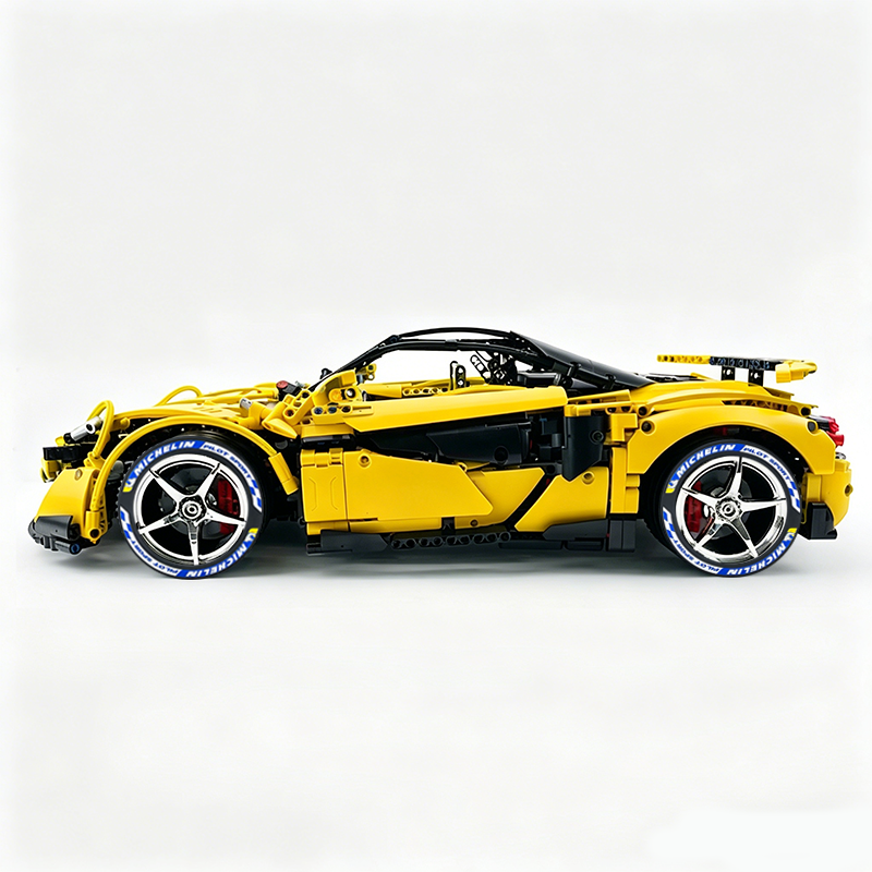 MOC-190653 1:8 Sports Car McLaren 600LT Building Block Set 2688pcs Collectible Model Kit with Custom Wheels