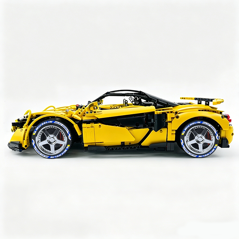 MOC-190653 1:8 Sports Car McLaren 600LT Building Block Set 2688pcs Collectible Model Kit with Custom Wheels