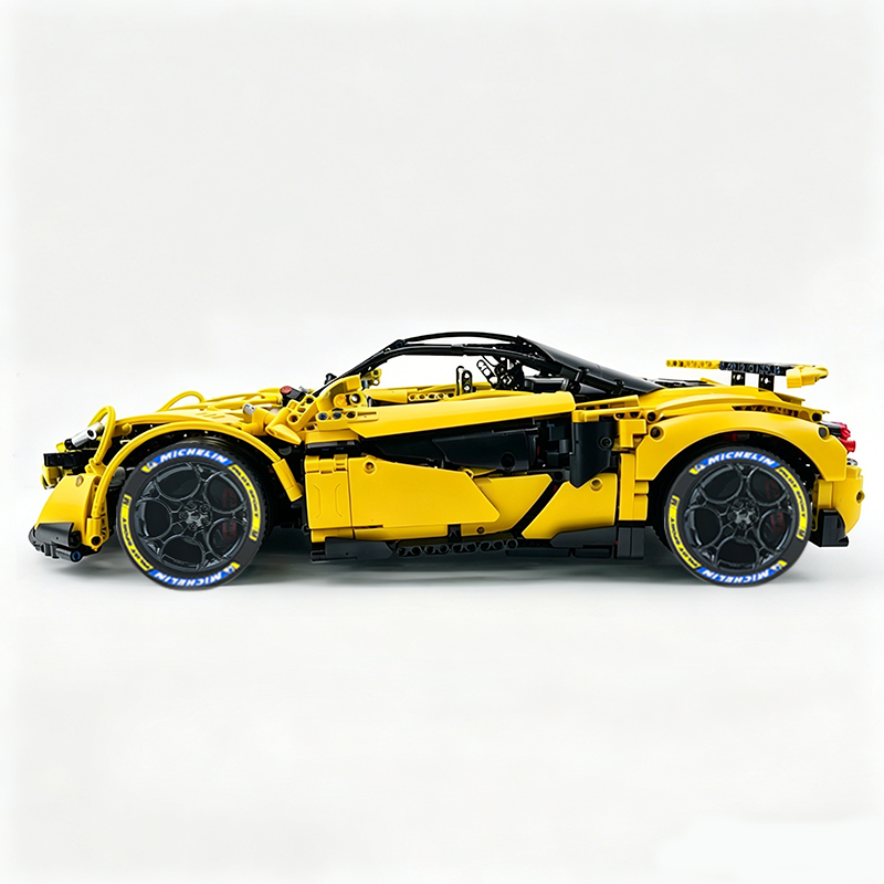 MOC-190653 1:8 Sports Car McLaren 600LT Building Block Set 2688pcs Collectible Model Kit with Custom Wheels
