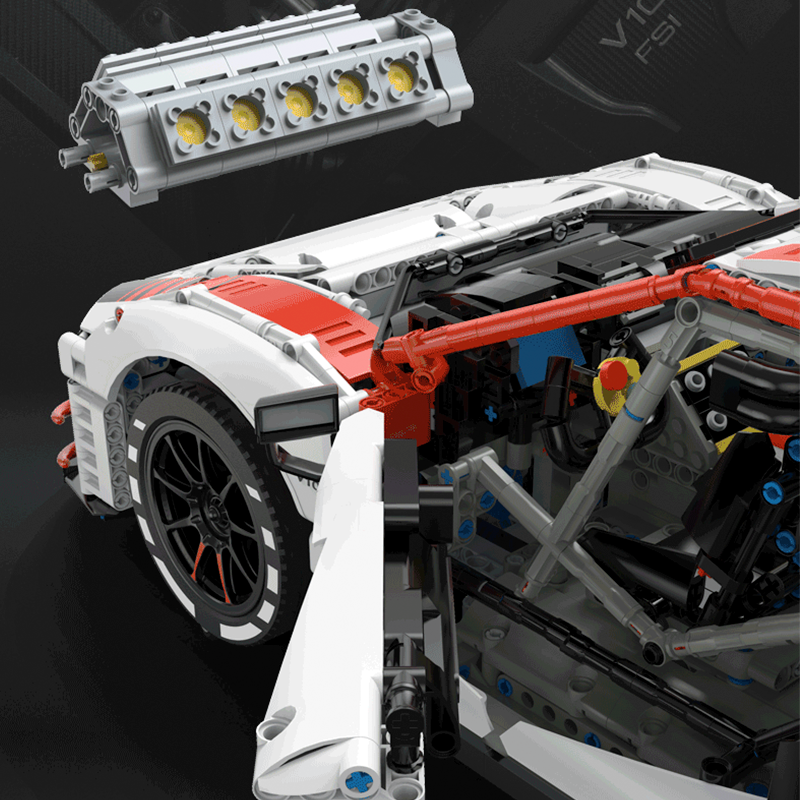 R8 The Audi’s Flagship Supercar with Racing DNA 3300pcs