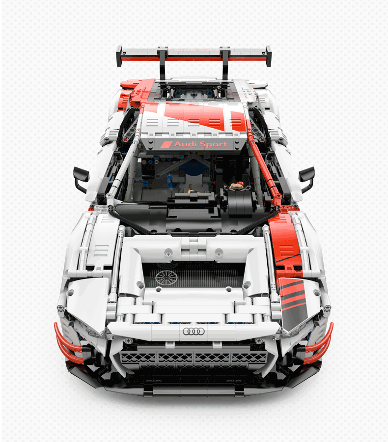 R8 The Audi’s Flagship Supercar with Racing DNA 3300pcs